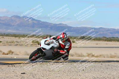 media/Feb-04-2024-SoCal Trackdays (Sun) [[91d6515b1d]]/7-Turn 9 Inside (1140am)/